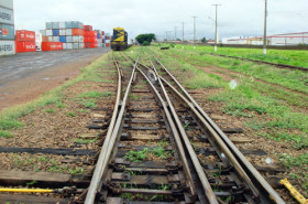 Manutenção de Via Permanente de Terminal de Container e Grãos